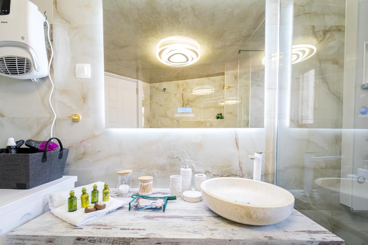 Aura Celestia Apartment Кавала Екстериор снимка